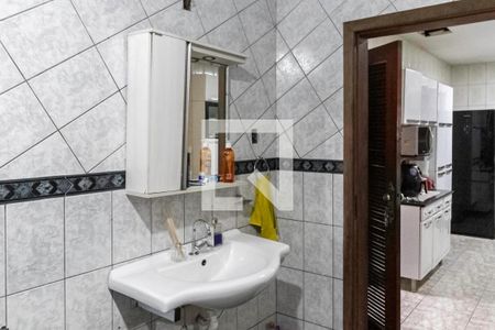 Casa para alugar com 780m², 5 quartos e 5 vagasBanheiro social