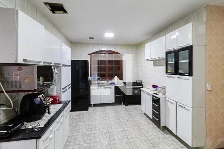 Casa para alugar com 780m², 5 quartos e 5 vagasCozinha
