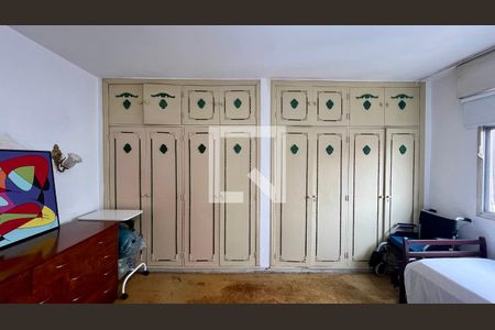 Apartamento à venda com 180m², 3 quartos e 2 vagasSuite