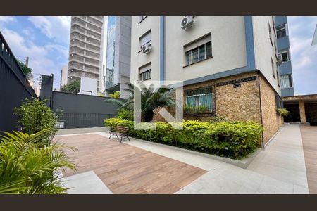 Apartamento à venda com 180m², 3 quartos e 2 vagasEntrada