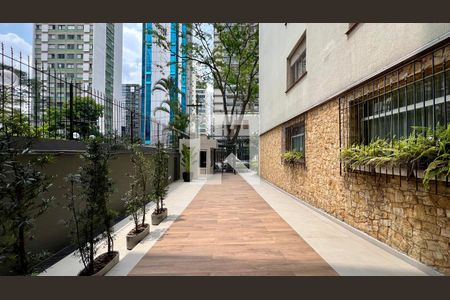 Apartamento à venda com 180m², 3 quartos e 2 vagasEntrada