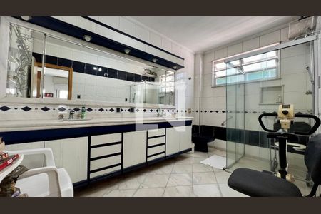 Apartamento à venda com 180m², 3 quartos e 2 vagasBanheiro da Suíte