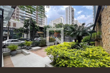 Apartamento à venda com 180m², 3 quartos e 2 vagasEntrada