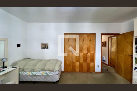 Apartamento à venda com 180m², 3 quartos e 2 vagasQuarto 2