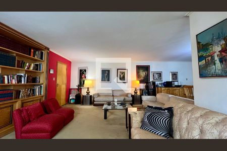 Apartamento à venda com 180m², 3 quartos e 2 vagasSala