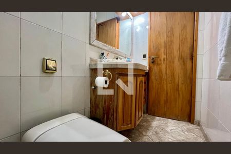 Apartamento à venda com 180m², 3 quartos e 2 vagasBanheiro