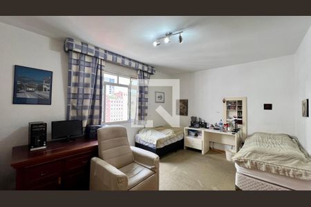 Apartamento à venda com 180m², 3 quartos e 2 vagasQuarto 2