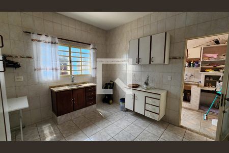Casa à venda com 250m², 3 quartos e 3 vagasCozinha casa 2