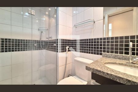 Apartamento à venda com 60m², 2 quartos e 1 vaga Apartamento à venda com 60m², 2 quartos e 1 vagaBanheiro Social