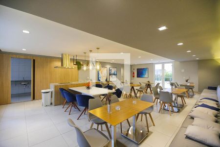 Apartamento para alugar com 38m², 2 quartos e 1 vaga Apartamento para alugar com 38m², 2 quartos e 1 vagaÁrea comum - Salão de festas