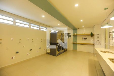 Apartamento para alugar com 38m², 2 quartos e 1 vaga Apartamento para alugar com 38m², 2 quartos e 1 vagaÁrea comum - Lavanderia