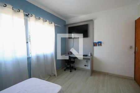 Casa à venda com 331m², 4 quartos e 3 vagasQuarto 2