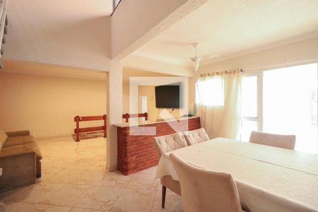 Sala de casa à venda com 4 quartos, 331m² em Olímpico, São Caetano do Sul