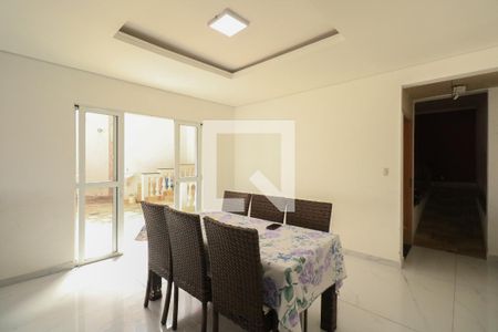 Casa à venda com 331m², 4 quartos e 3 vagasSala de Jantar