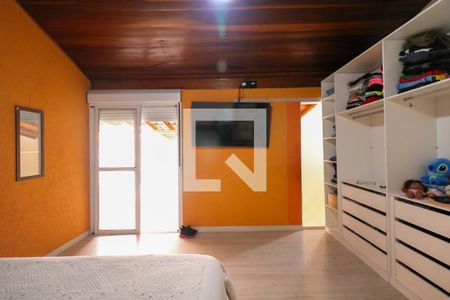 Casa à venda com 331m², 4 quartos e 3 vagasSuíte