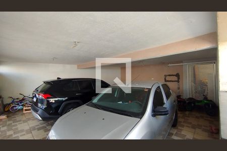 Casa à venda com 331m², 4 quartos e 3 vagasGaragem