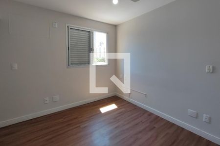 Apartamento à venda com 142m², 3 quartos e 2 vagas Apartamento à venda com 142m², 3 quartos e 2 vagasQuarto Suíte