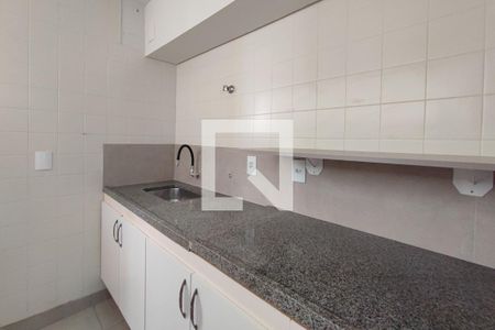 Apartamento à venda com 142m², 3 quartos e 2 vagas Apartamento à venda com 142m², 3 quartos e 2 vagasÁrea de Serviço