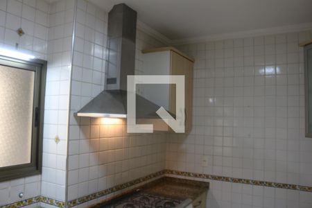 Apartamento à venda com 132m², 2 quartos e 2 vagasCozinha