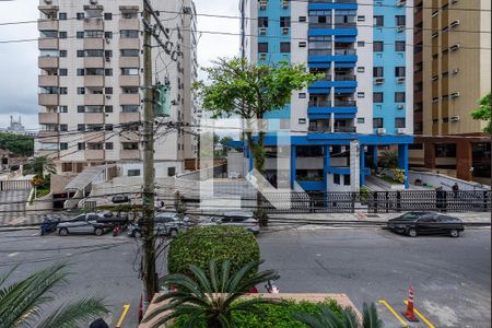 Vista de apartamento para alugar com 2 quartos, 74m² em Embaré, Santos