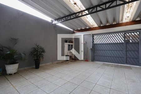 Casa à venda com 130m², 3 quartos e 2 vagasGaragem