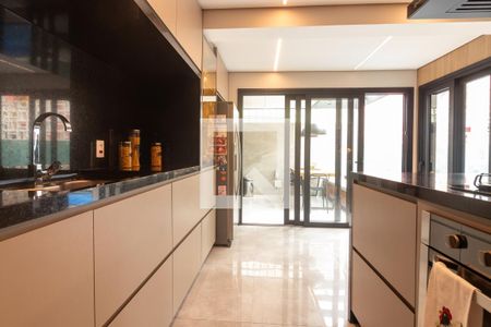 Casa de condomínio à venda com 230m², 3 quartos e 2 vagasCozinha