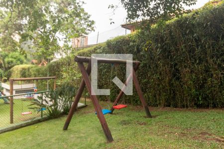 Casa de condomínio à venda com 230m², 3 quartos e 2 vagasÁrea comum - Playground