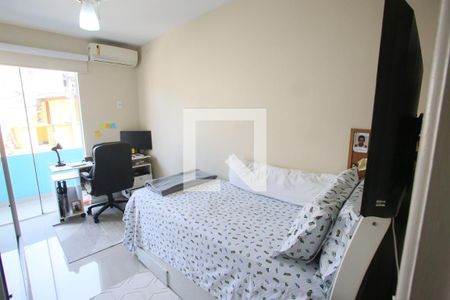 Casa de condomínio à venda com 110m², 3 quartos e 1 vagaQuarto 2