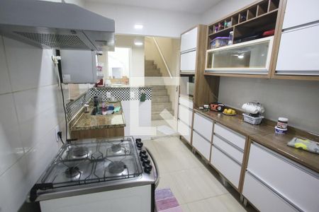 Casa de condomínio à venda com 110m², 3 quartos e 1 vagaCozinha