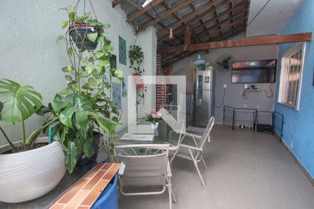 Casa de condomínio à venda com 110m², 3 quartos e 1 vagaVaranda 