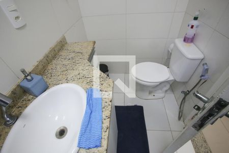Casa de condomínio à venda com 110m², 3 quartos e 1 vagaBanheiro Social
