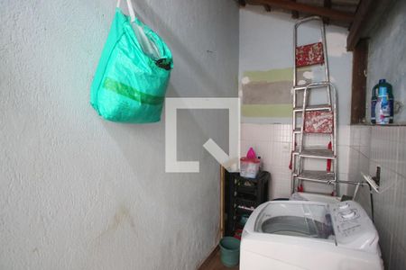Casa de condomínio à venda com 110m², 3 quartos e 1 vagaÁrea de Serviço