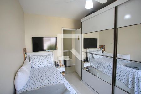 Casa de condomínio à venda com 110m², 3 quartos e 1 vagaQuarto 2