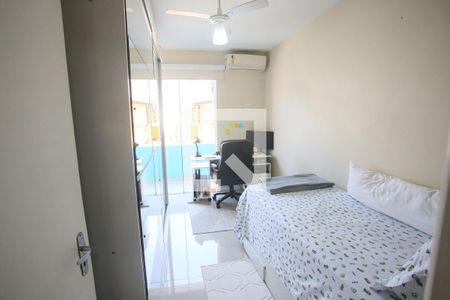 Casa de condomínio à venda com 110m², 3 quartos e 1 vagaQuarto 2