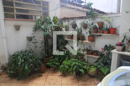 Casa à venda com 70m², 2 quartos e 1 vagaJardim