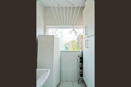 Casa de condomínio à venda com 145m², 3 quartos e 2 vagasÁrea de Serviço