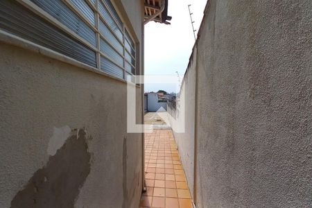 Corredor de casa para alugar com 4 quartos, 135m² em Jardim Guanabara, Campinas