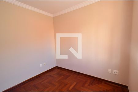 Quarto de apartamento para alugar com 3 quartos, 110m² em Fernão Dias, Belo Horizonte