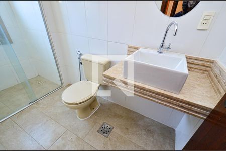 Apartamento para alugar com 110m², 3 quartos e 2 vagasBanheiro 