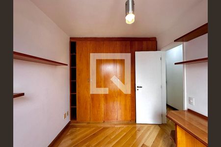 Apartamento para alugar com 127m², 3 quartos e 2 vagas Apartamento para alugar com 127m², 3 quartos e 2 vagasQuarto 3