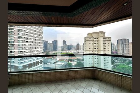 Apartamento para alugar com 127m², 3 quartos e 2 vagas Apartamento para alugar com 127m², 3 quartos e 2 vagasSacada