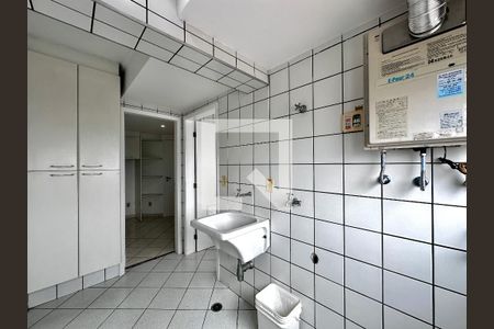 Apartamento para alugar com 127m², 3 quartos e 2 vagas Apartamento para alugar com 127m², 3 quartos e 2 vagasÁrea de Serviço