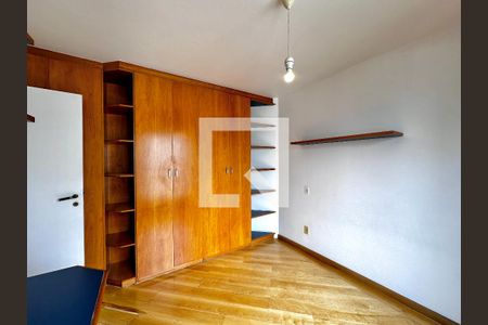 Apartamento para alugar com 127m², 3 quartos e 2 vagas Apartamento para alugar com 127m², 3 quartos e 2 vagasQuarto 2