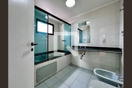 Apartamento para alugar com 127m², 3 quartos e 2 vagas Apartamento para alugar com 127m², 3 quartos e 2 vagasBanheiro Suíte