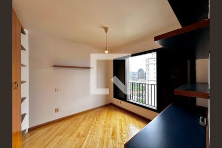 Apartamento para alugar com 127m², 3 quartos e 2 vagas Apartamento para alugar com 127m², 3 quartos e 2 vagasQuarto 2