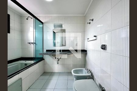 Apartamento para alugar com 127m², 3 quartos e 2 vagas Apartamento para alugar com 127m², 3 quartos e 2 vagasBanheiro Suíte