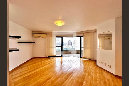 Apartamento para alugar com 127m², 3 quartos e 2 vagas Apartamento para alugar com 127m², 3 quartos e 2 vagasSala