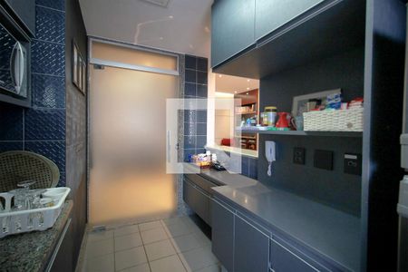 Apartamento à venda com 85m², 2 quartos e 1 vagaCozinha