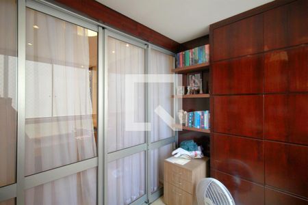 Apartamento à venda com 85m², 2 quartos e 1 vagaVaranda coberta