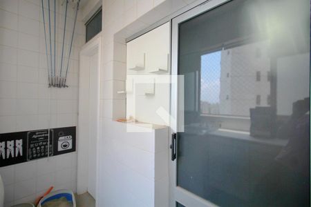Apartamento à venda com 85m², 2 quartos e 1 vagaÁrea de Serviço